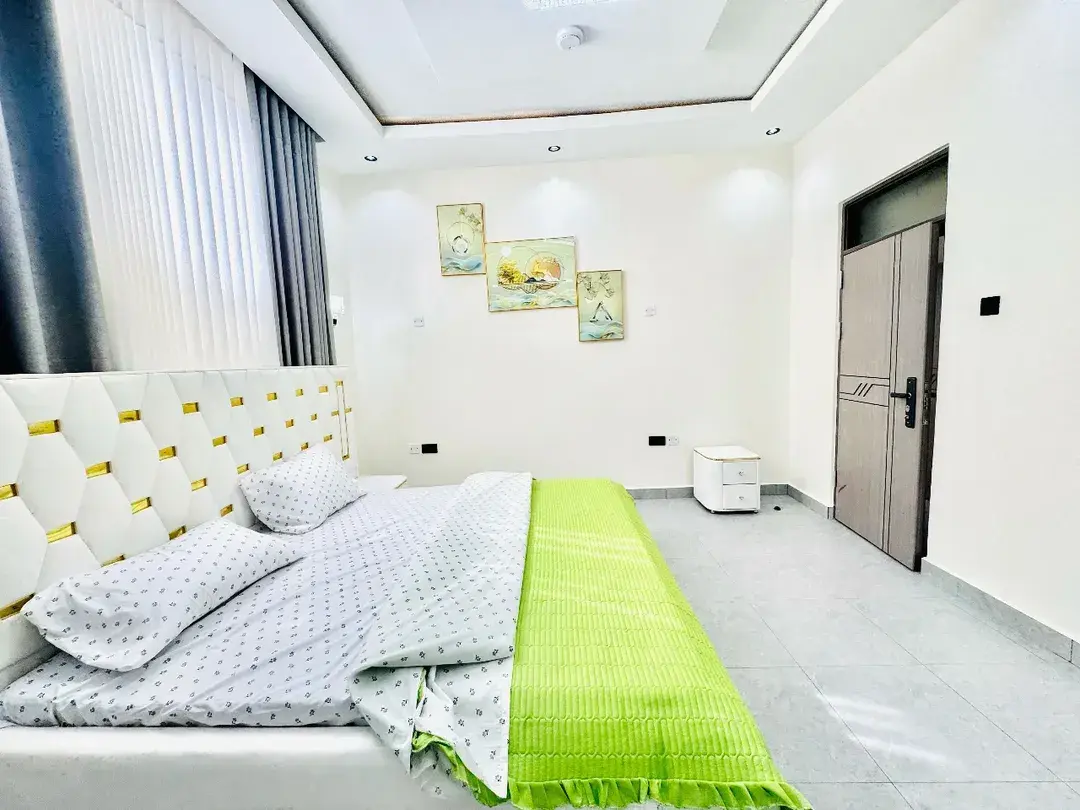 Family Garden Room